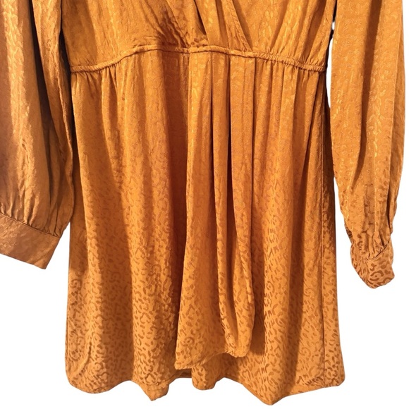 Anthropologie Long-Sleeve Yellow Leopard Print Shimmer Mini Dress Size Medium - Picture 8 of 14